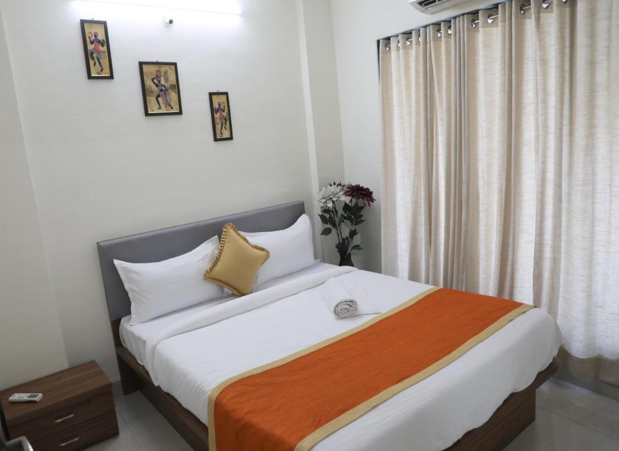 Hotel Satyam Residency Нави Мумбаи Экстерьер фото