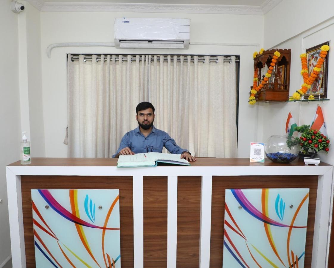 Hotel Satyam Residency Нави Мумбаи Экстерьер фото