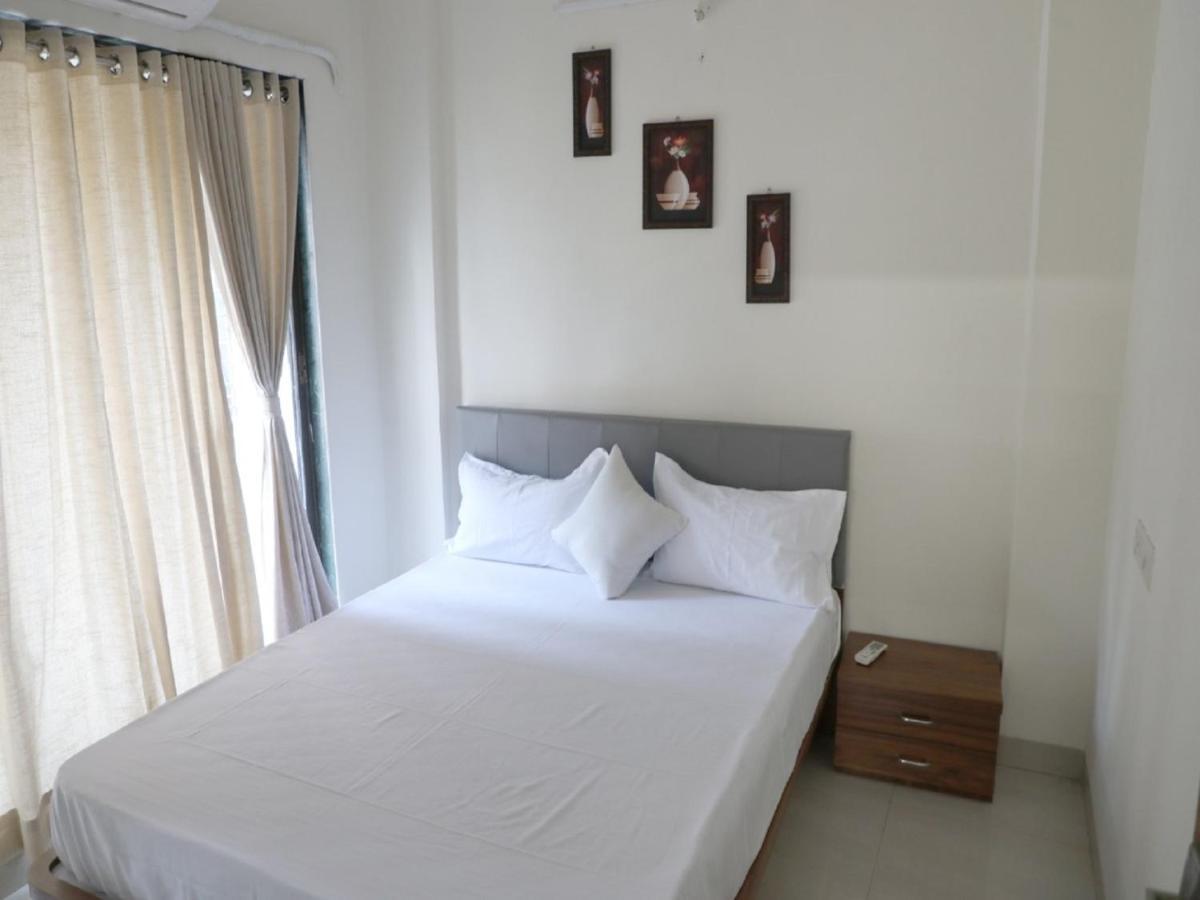Hotel Satyam Residency Нави Мумбаи Экстерьер фото