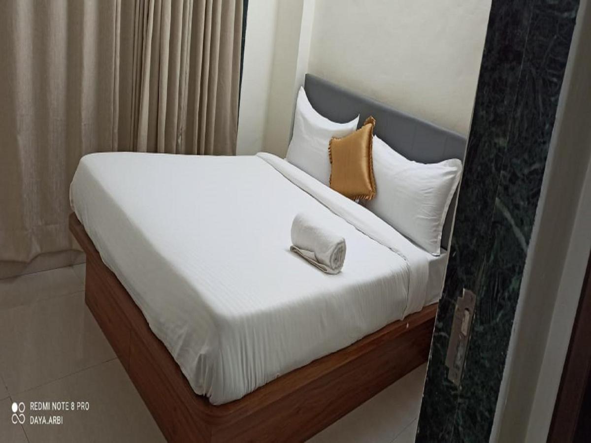 Hotel Satyam Residency Нави Мумбаи Экстерьер фото