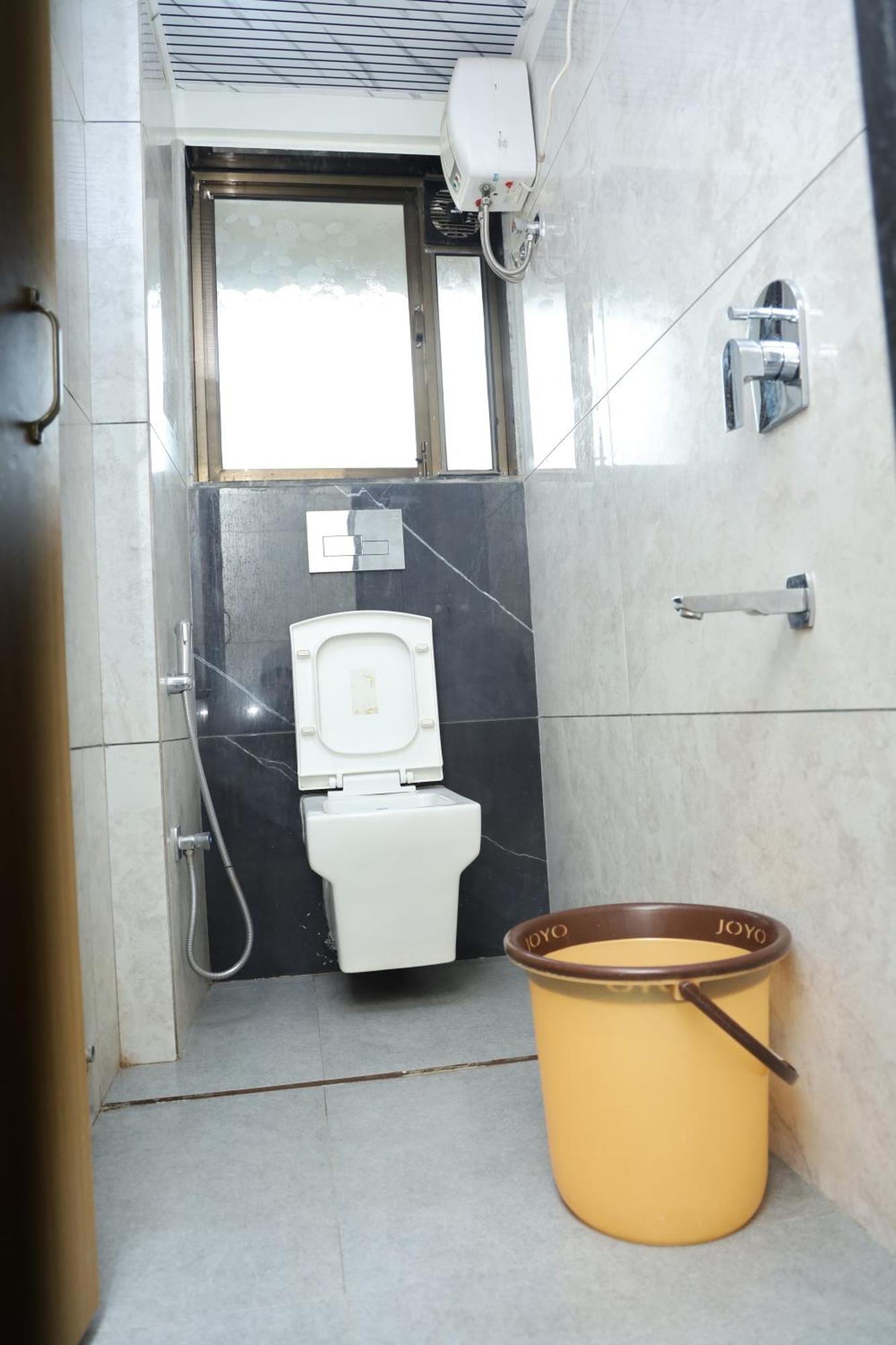 Hotel Satyam Residency Нави Мумбаи Экстерьер фото